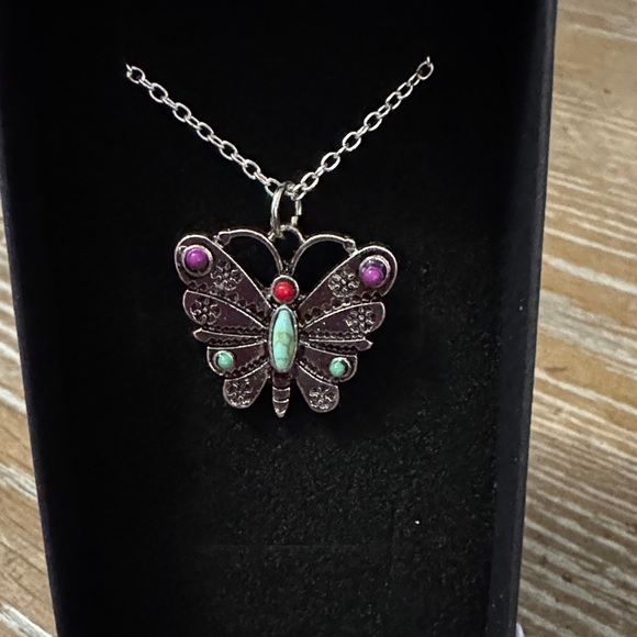 Jewelry - Elegant Butterfly Pendant Necklace With Turquoise & Pink Stones!